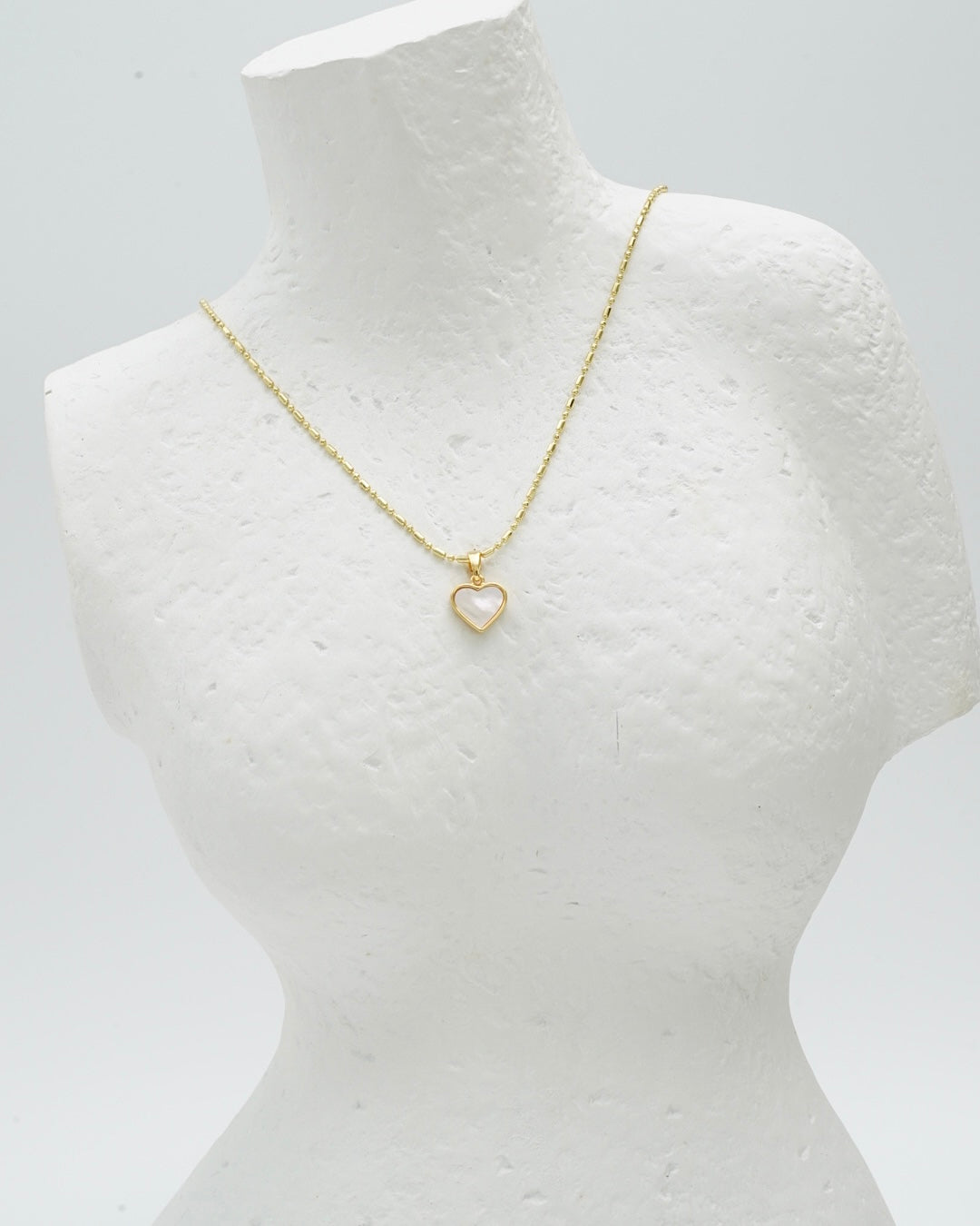 Nacar Heart Necklace
