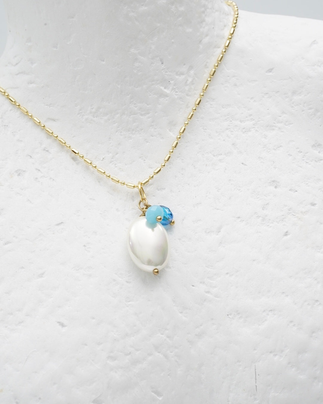 Oval Pearl Necklace