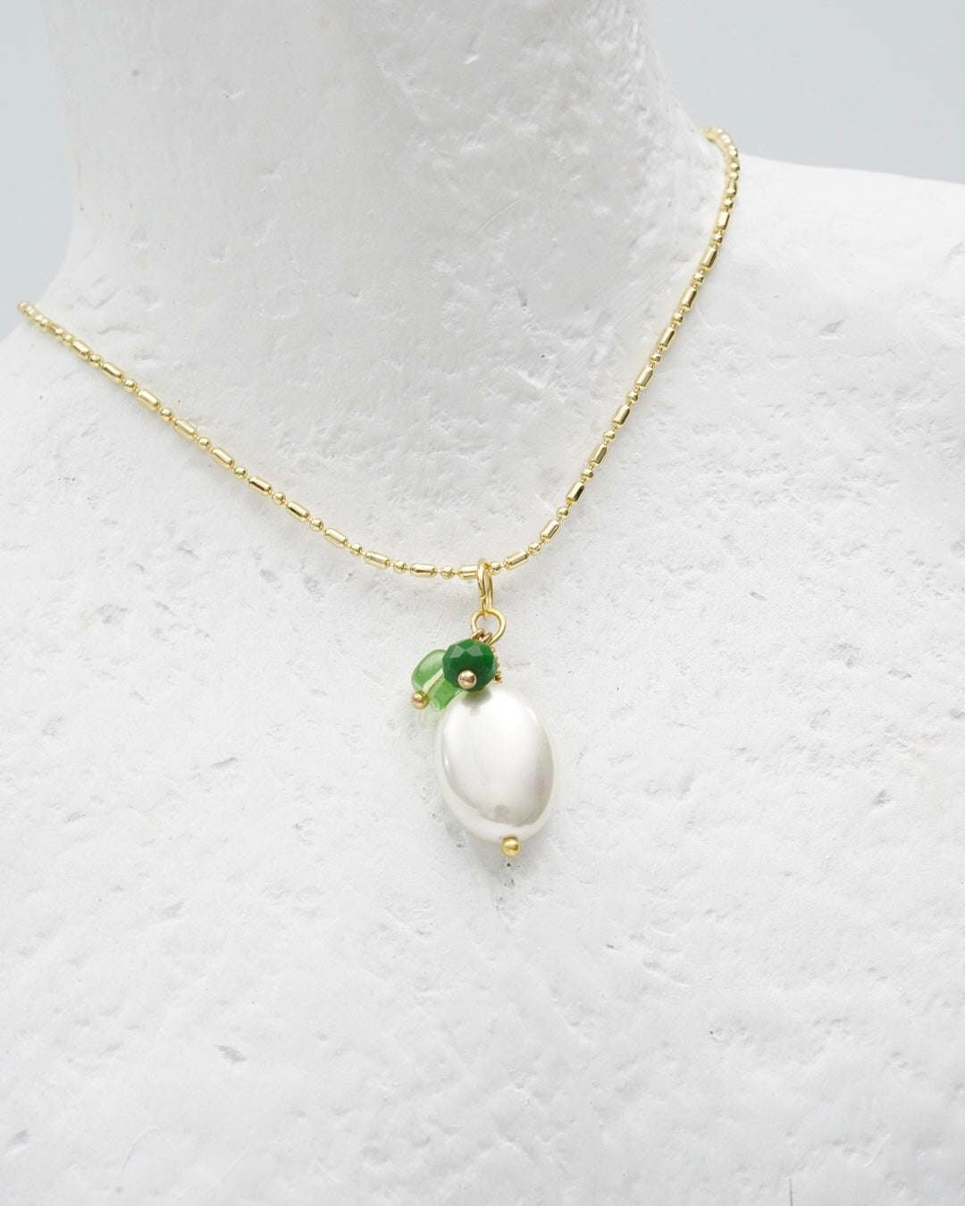Oval Pearl Necklace