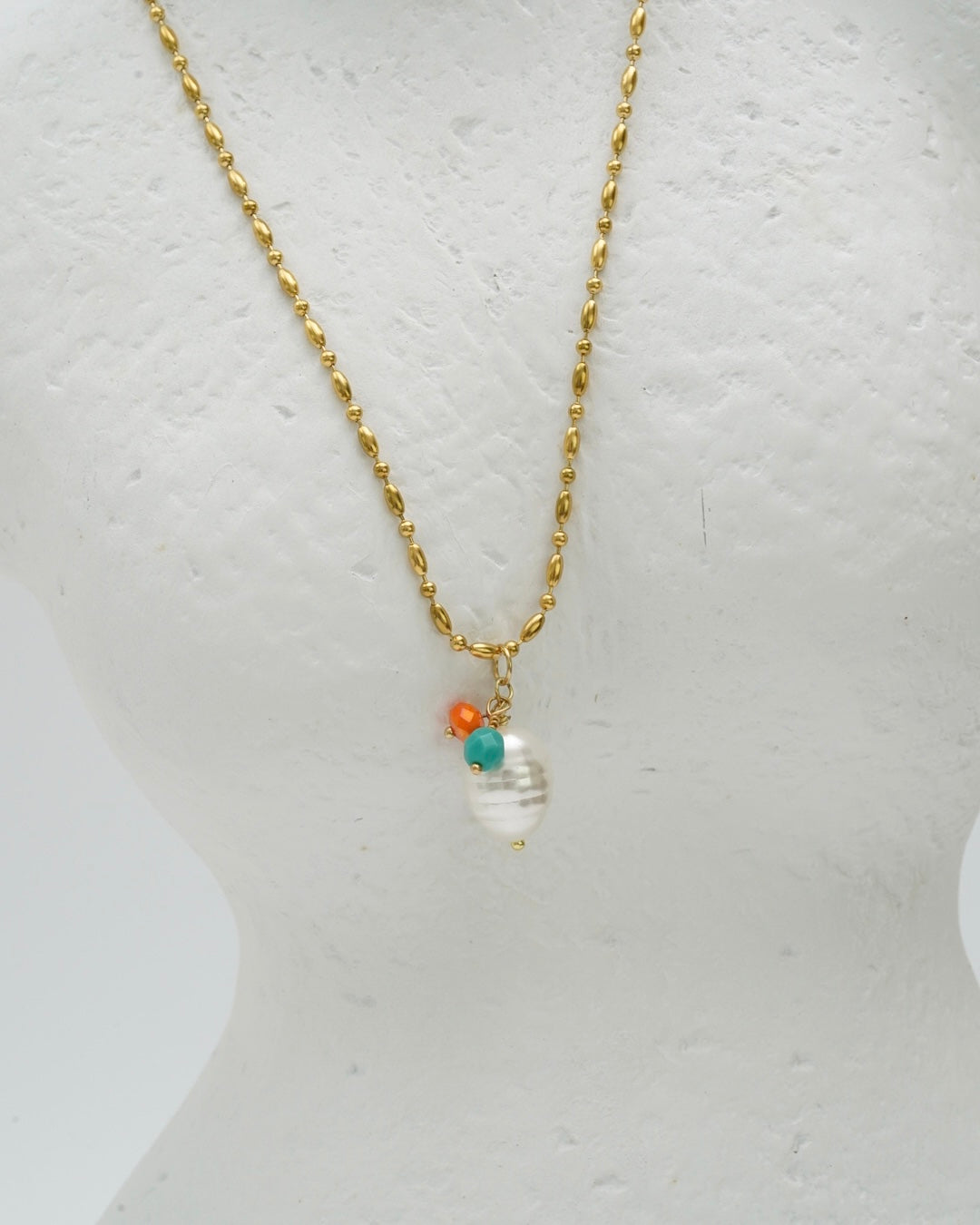 Round Pearl Necklace