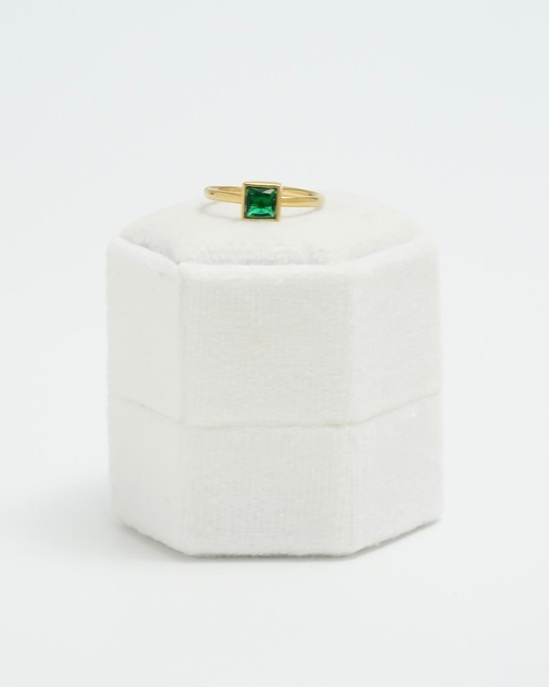 Lucian Rings