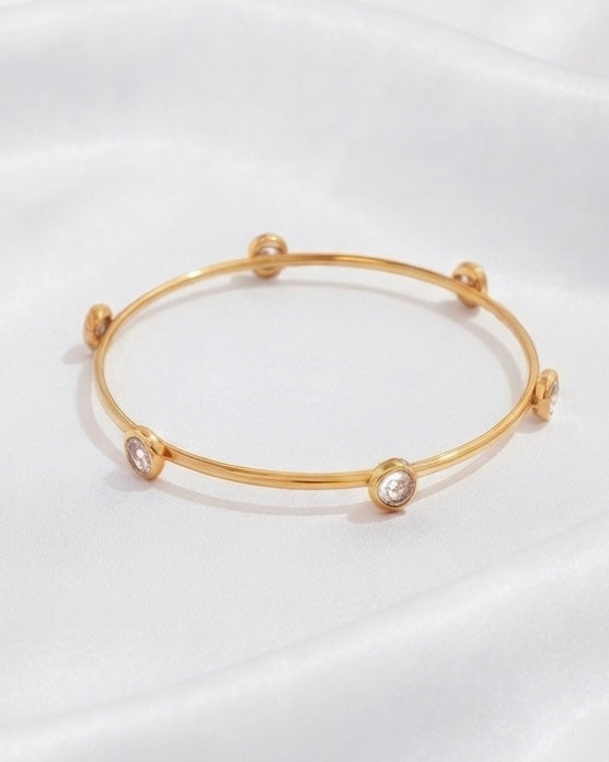 Elizabeth Bangle