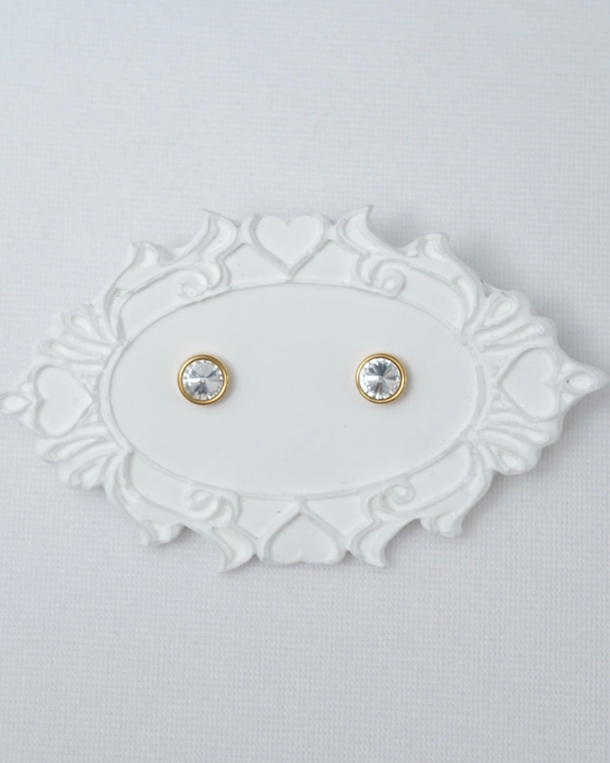 Elizabeth Studs