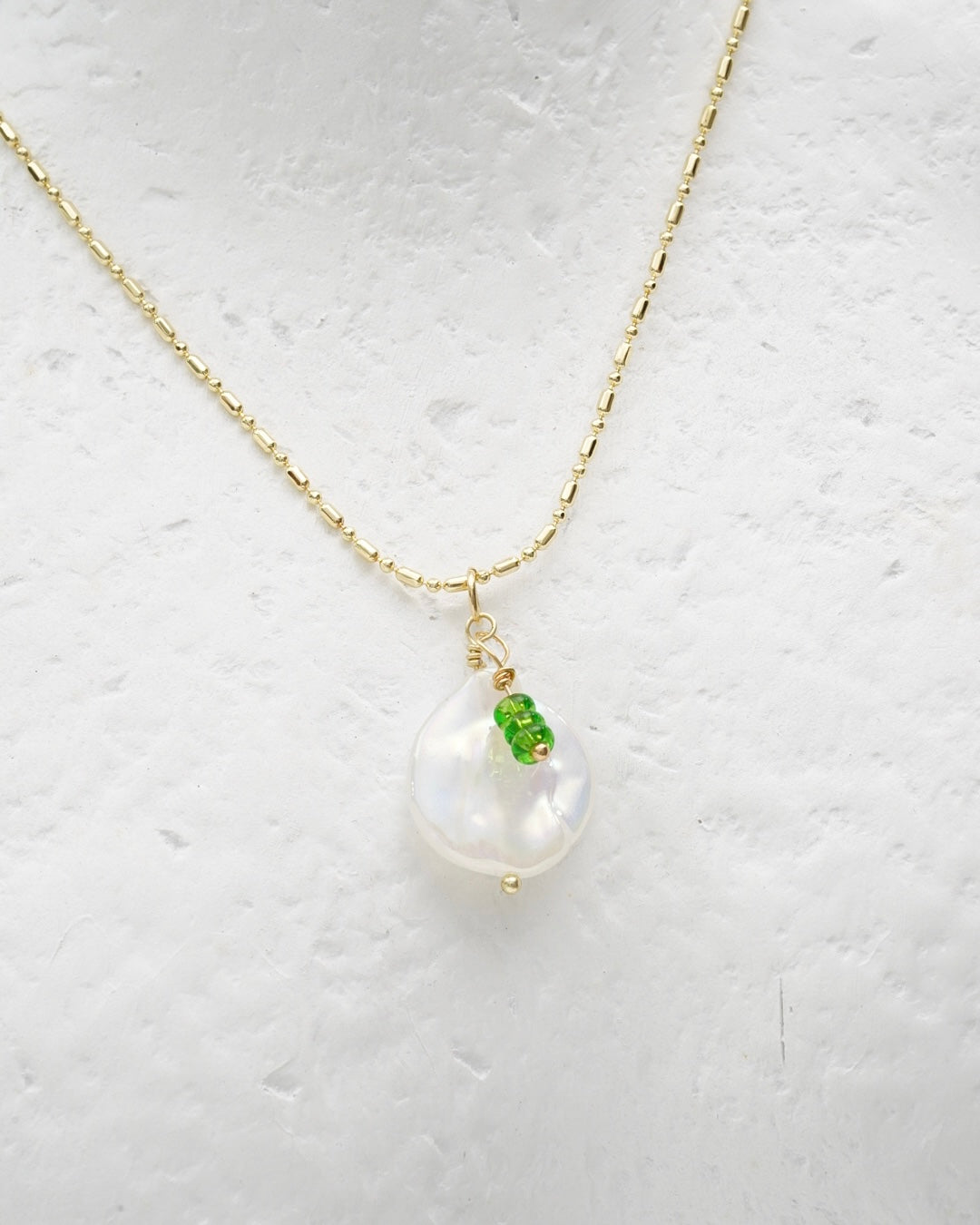 Flat Pearl Necklace