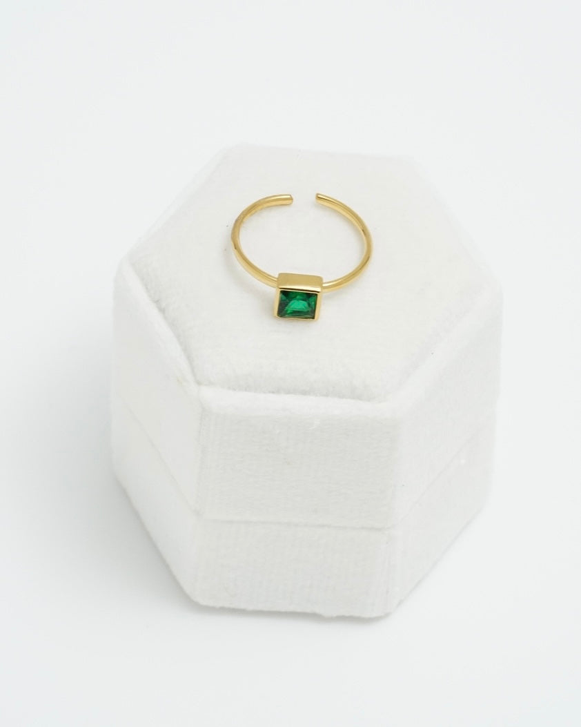 Lucian Rings