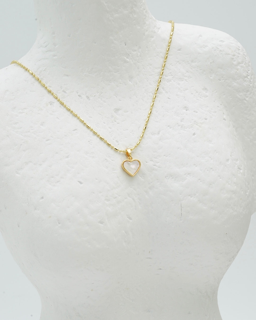 Nacar Heart Necklace