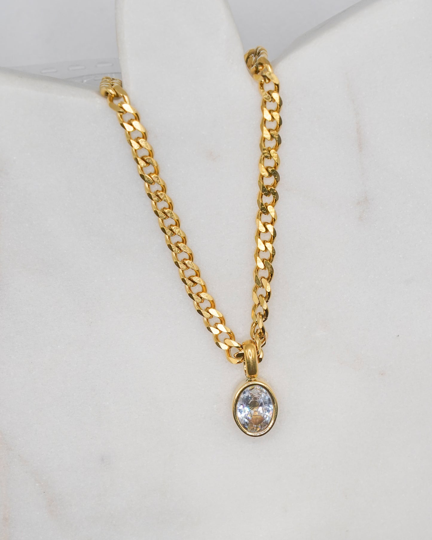 Elizabeth Chain