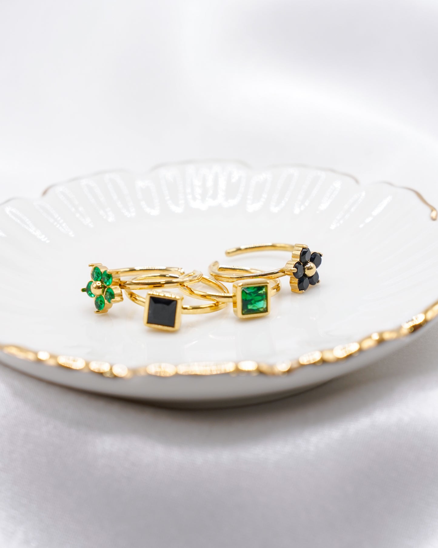 Lucian Rings