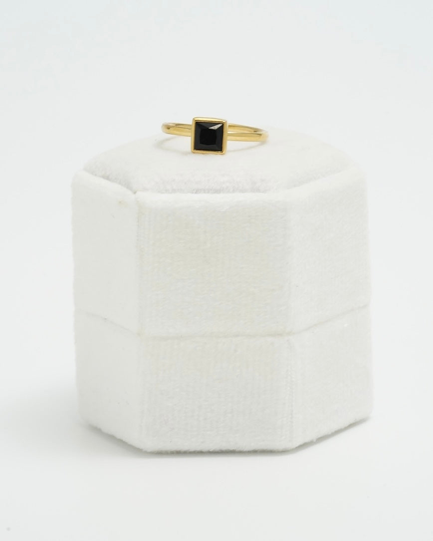 Lucian Rings