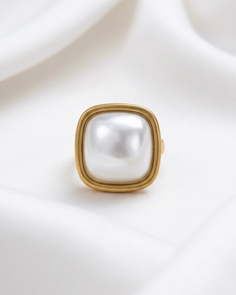 Solana Square Ring