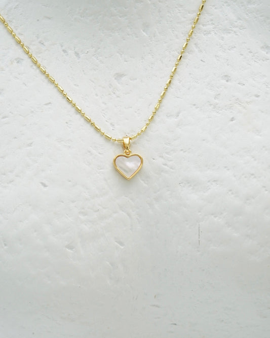 Nacar Heart Necklace