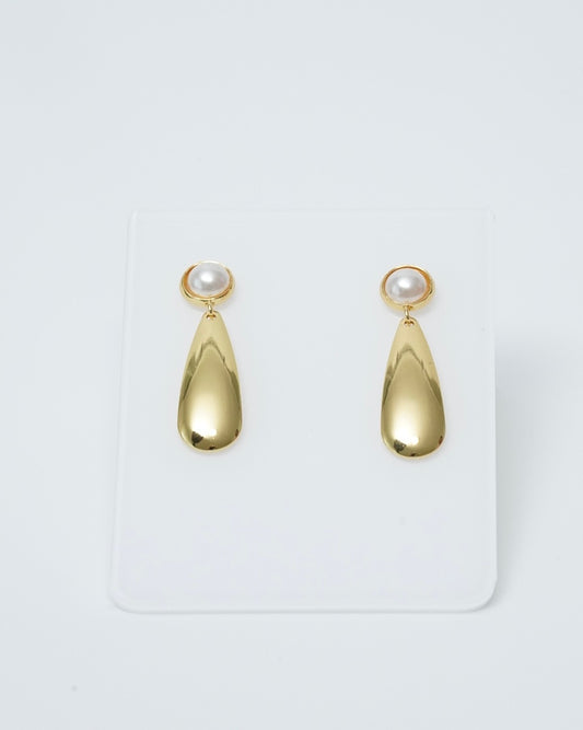 Fey Earrings
