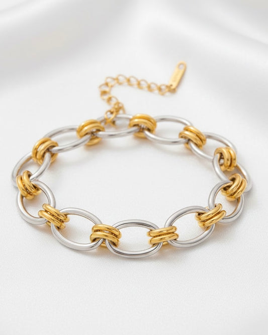Elsa Bold Bracelet