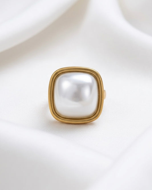 Solana Square Ring
