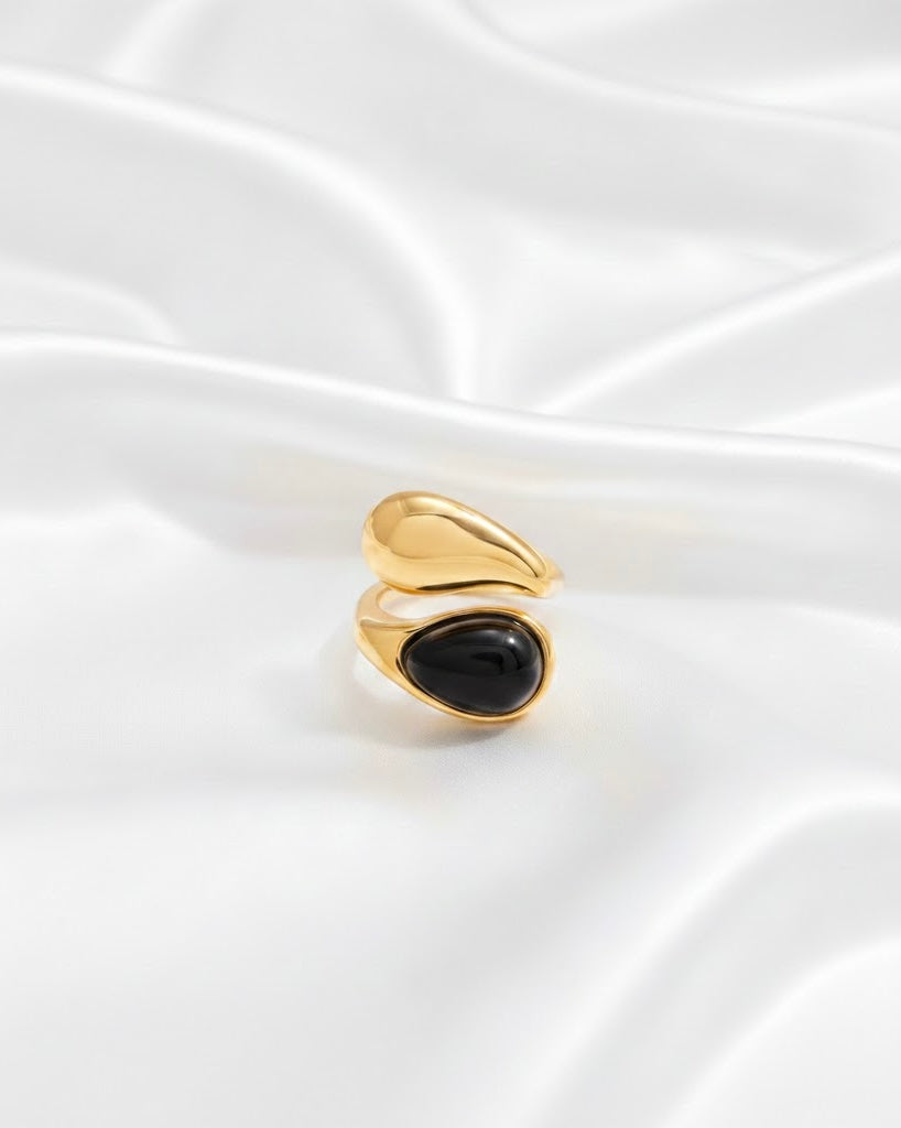 Solana Black Ring