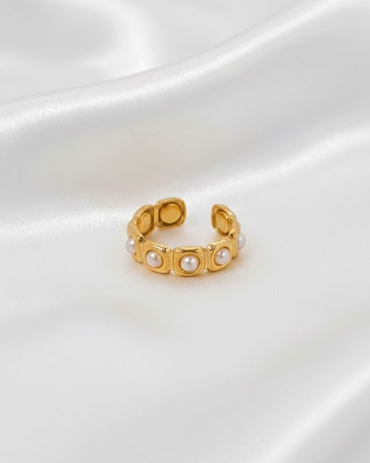 Lucila Ring