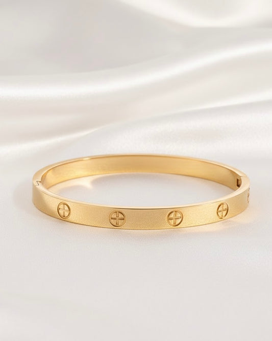 Love More Bangle