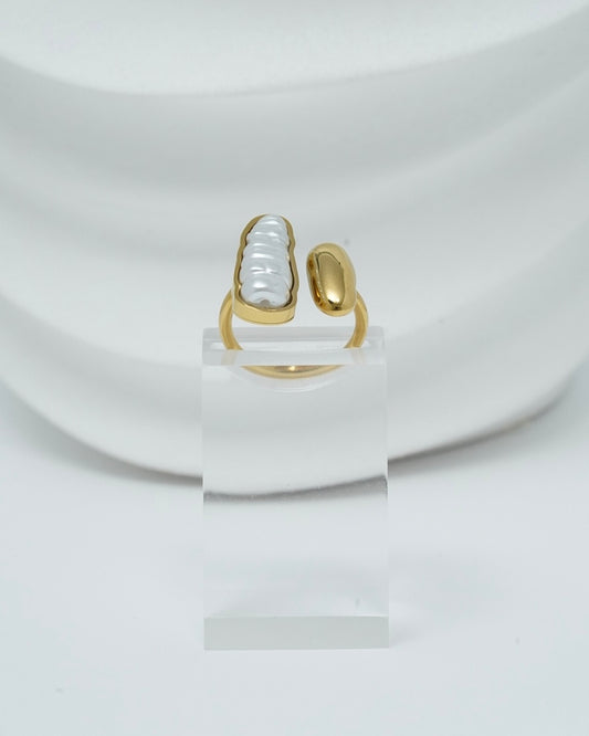 Mae Ring